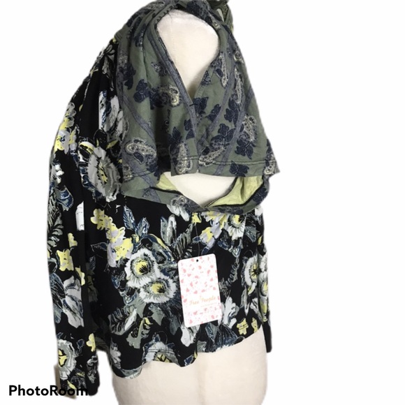 Free People Baja Babe Could Shoulder Blouse - Picture 6 of 7